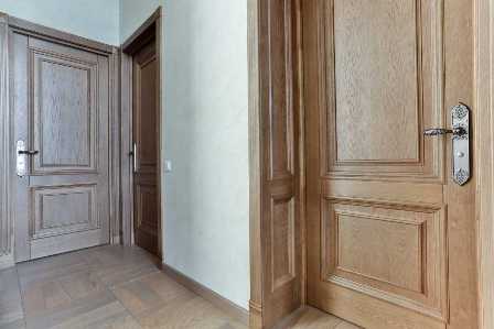 Деревянные двери: создайте неповторимый образ своего дома