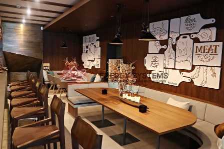 Изысканный поток: создание стильного дизайна интерьера ресторана