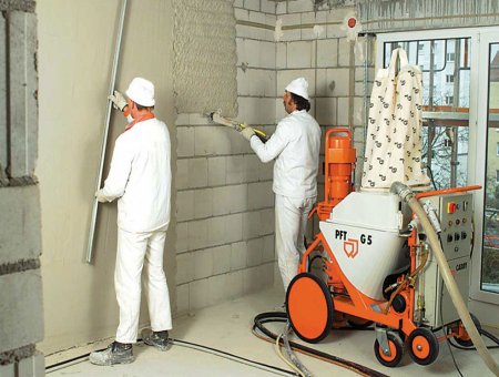 Оштукатуривание стен "мокрым" способом